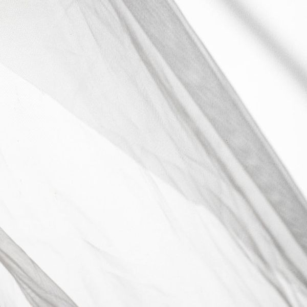 Abstract image of gentle waves, symbolizing the flow of breath.